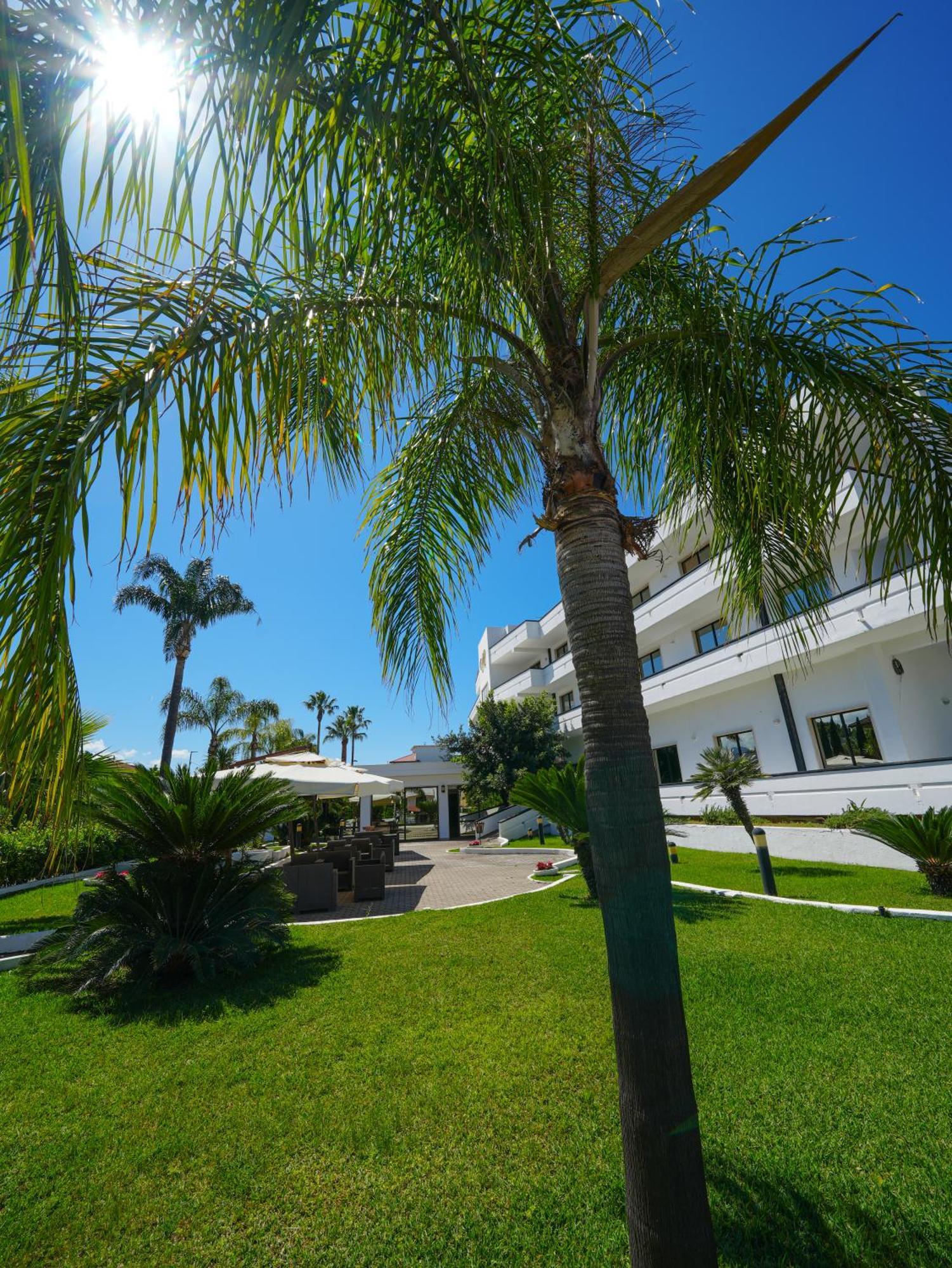 Hotel Club Clorinda Nuova Gestione 2024 Paestum Extérieur photo