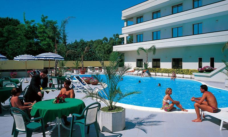 Hotel Club Clorinda Nuova Gestione 2024 Paestum Extérieur photo