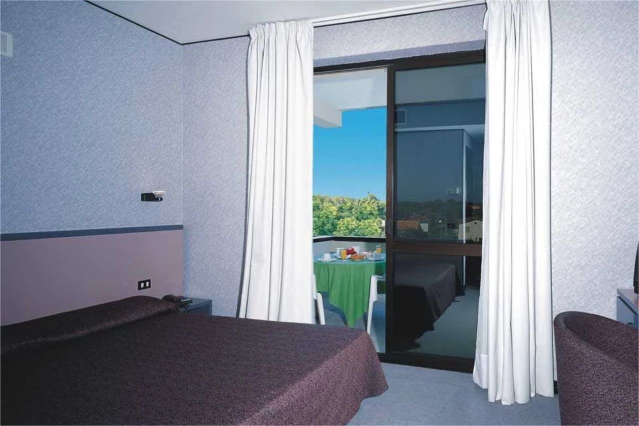 Hotel Club Clorinda Nuova Gestione 2024 Paestum Extérieur photo