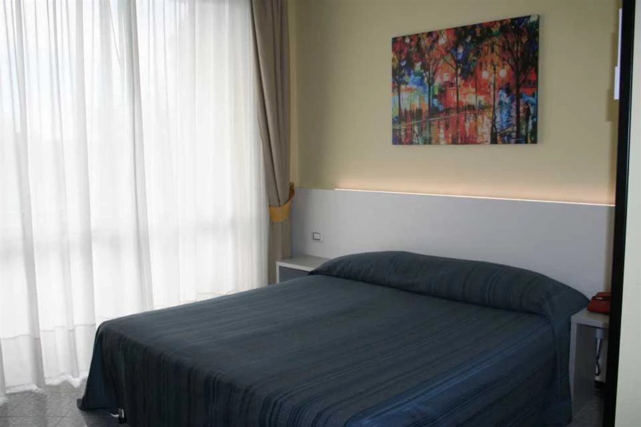 Hotel Club Clorinda Nuova Gestione 2024 Paestum Extérieur photo